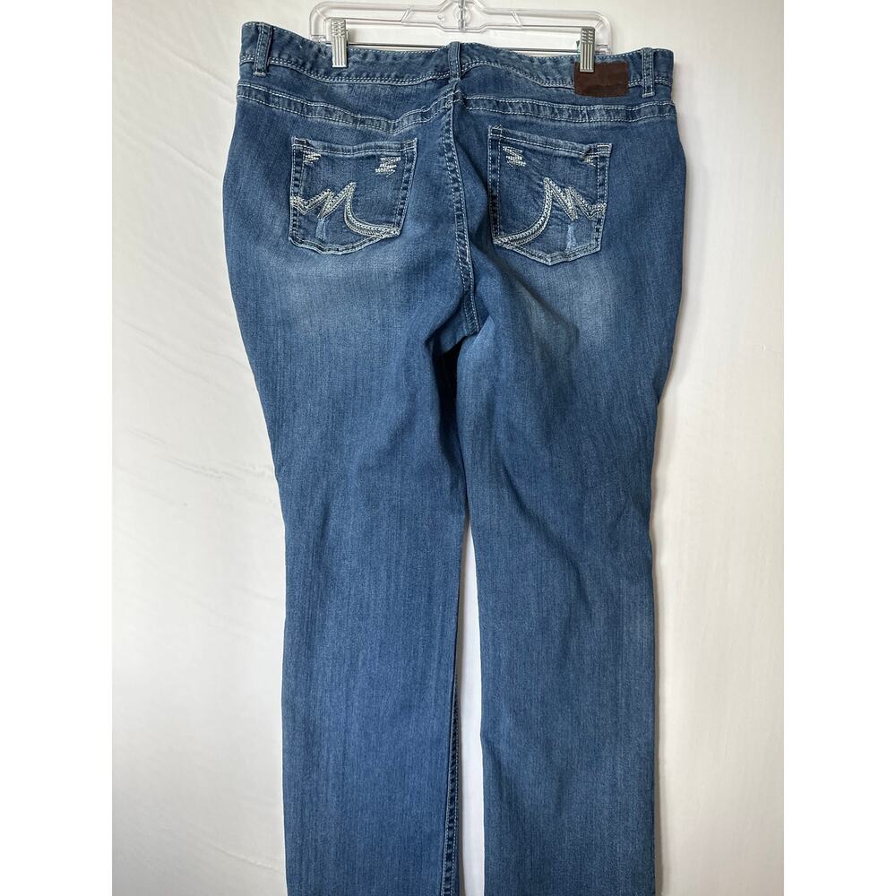 Maurices 🌿 Women’s Size 20 Long Jeans Medium Wash Stretch Denim - Picture 8 of 11
